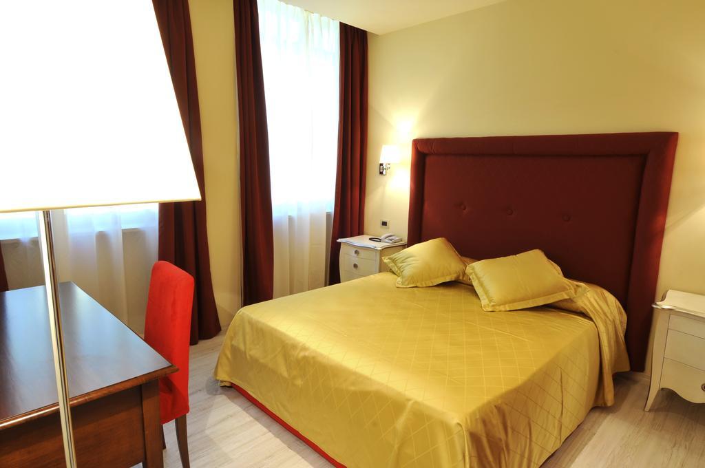 Residence Diamanterosso Терни Номер фото