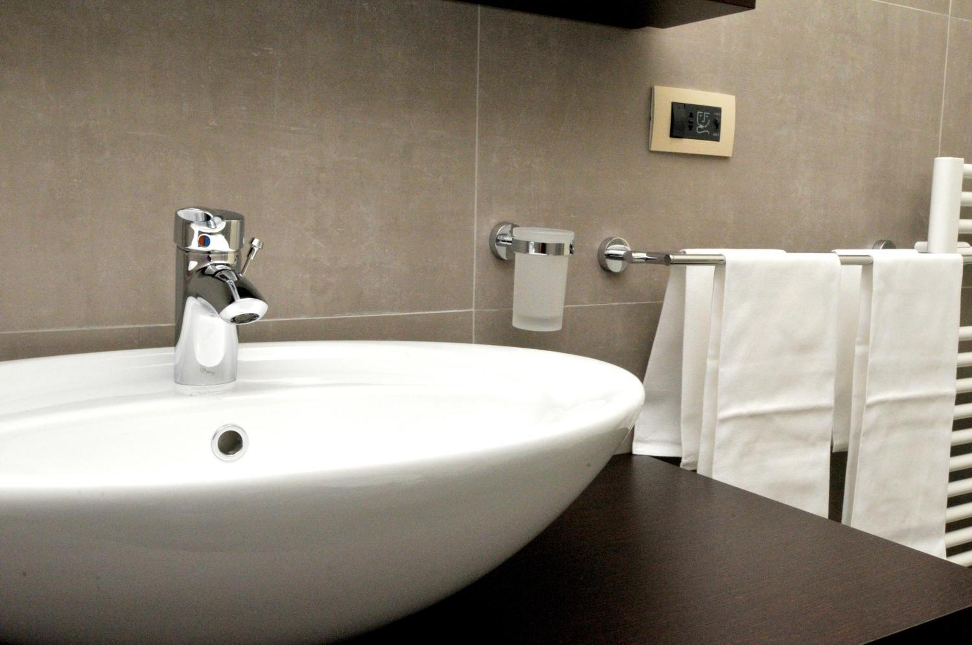 Residence Diamanterosso Терни Экстерьер фото